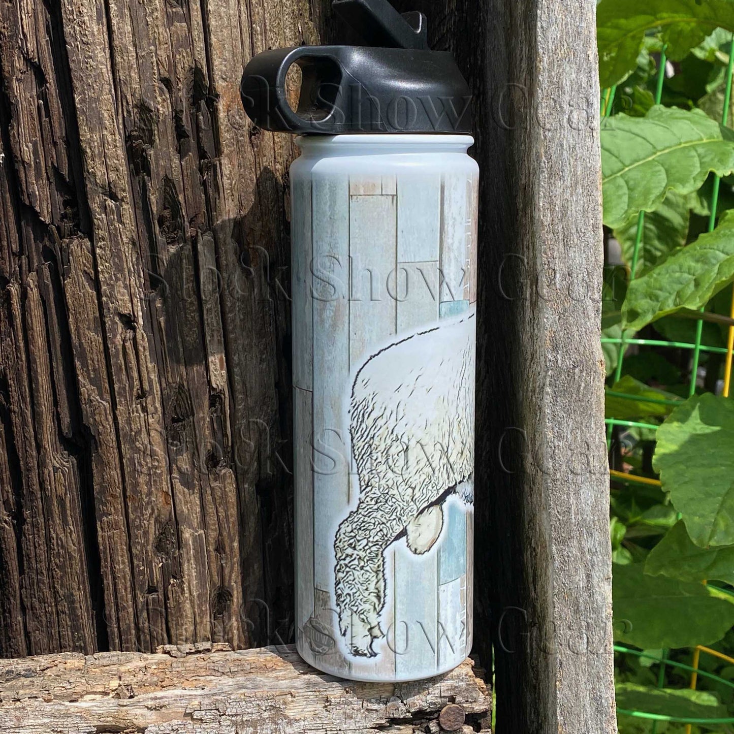 Merino Ram "Feature Wall" Water Canteen